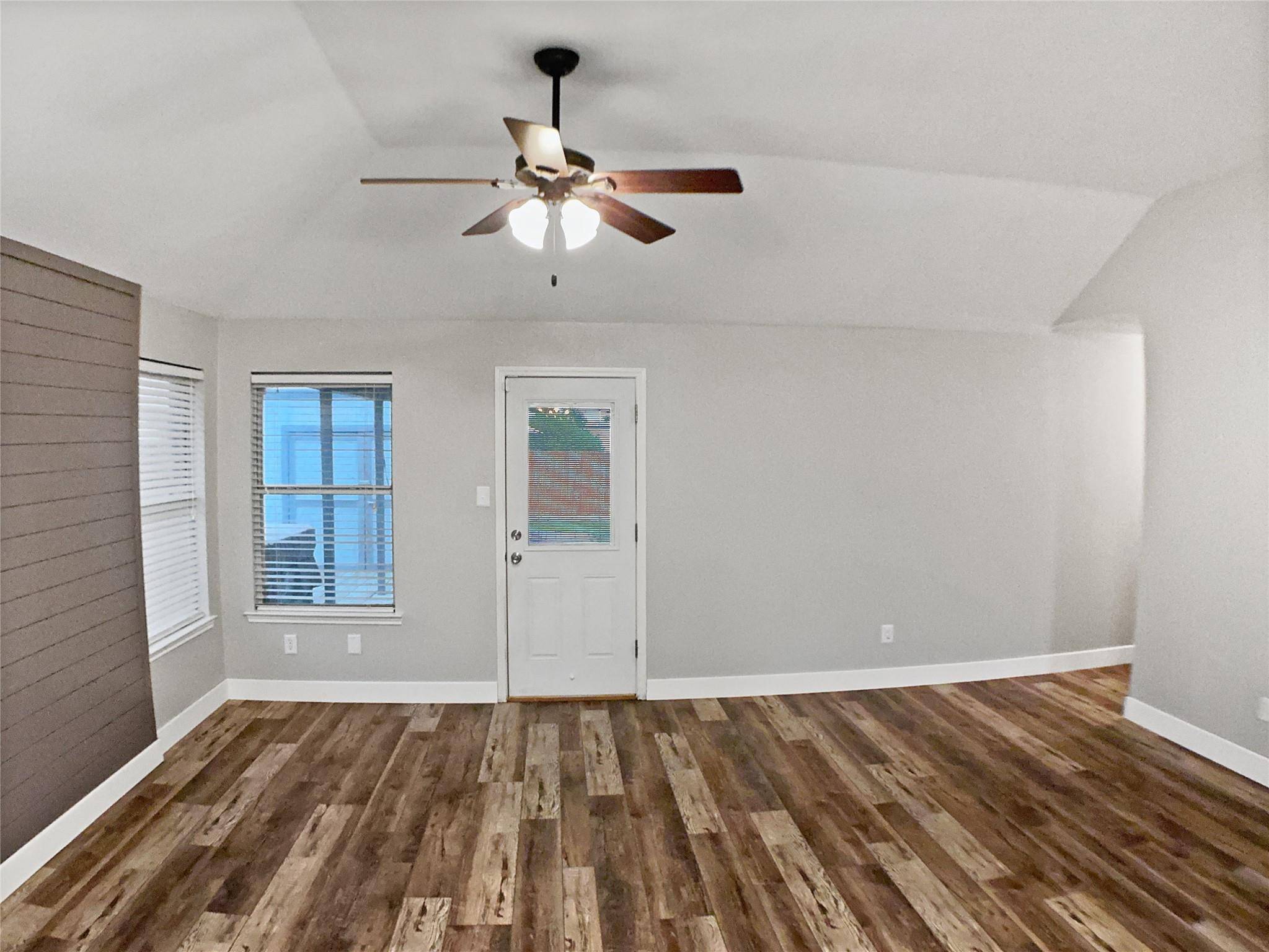 Taylor, TX 76574,1608 Mallard LN