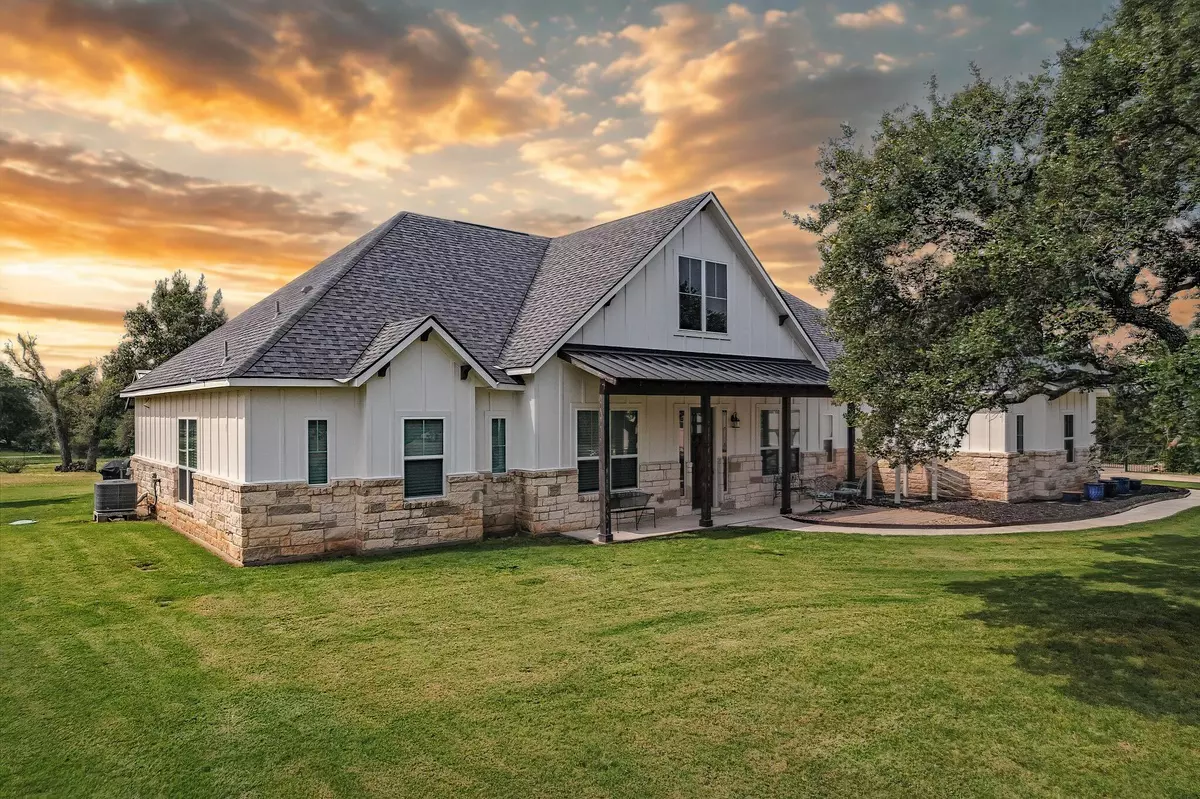 Liberty Hill, TX 78642,815 County Road 207