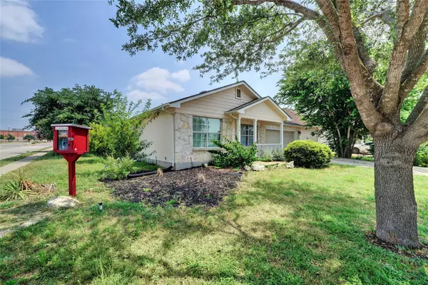 Hutto, TX 78634,136 Holmstrom ST