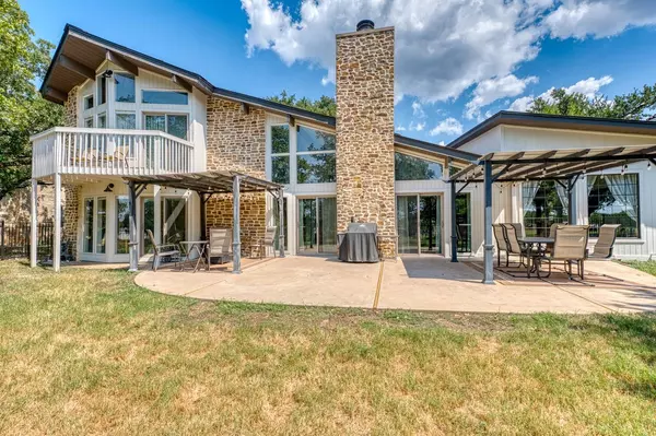 Horseshoe Bay, TX 78657,202 N Big Spur