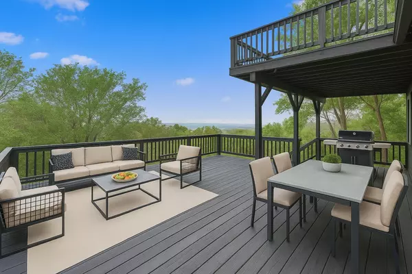 Marble Falls, TX 78657,510 Circle RD
