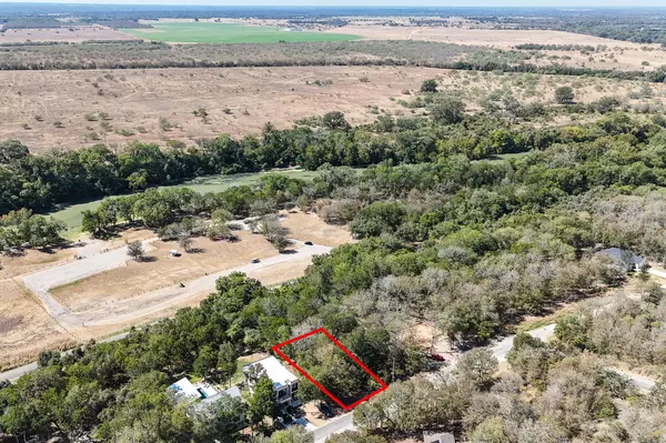 Bastrop, TX 78602,207 Kahana LN