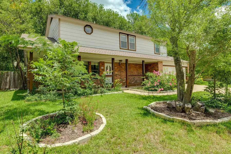 506 Applewood DR, Pflugerville, TX 78660