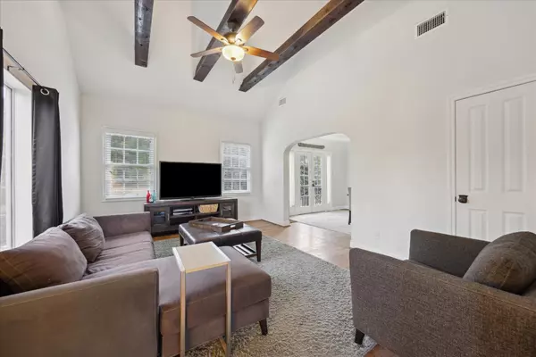 Paige, TX 78659,364 Ponderosa LOOP
