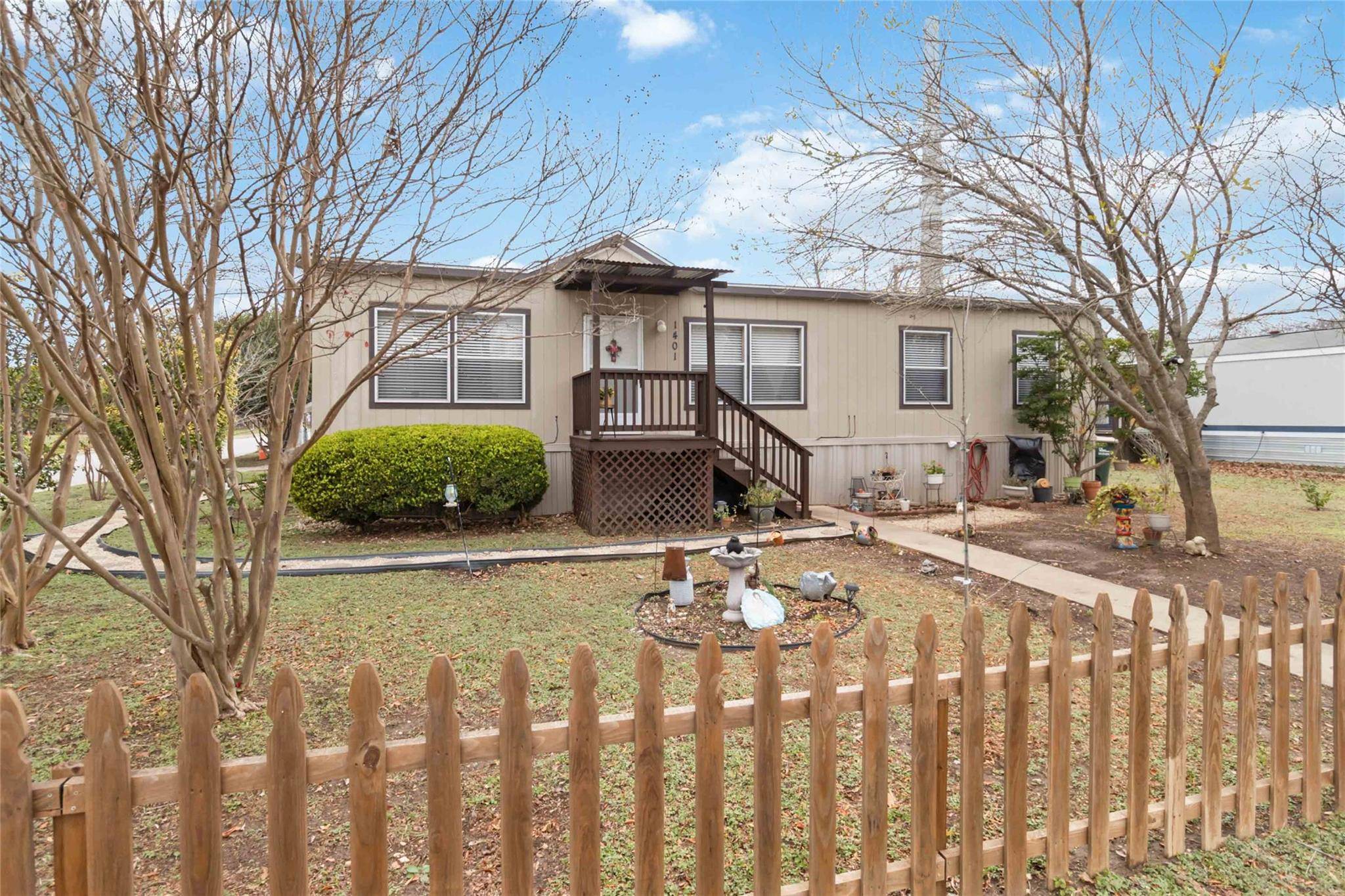 San Marcos, TX 78666,1401 Harper DR