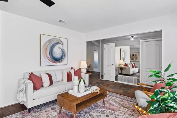 Austin, TX 78758,9906 Oak Run DR