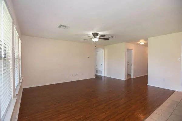 Buda, TX 78610,620 Quarter Ave