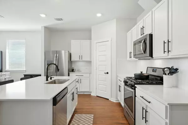 Hutto, TX 78634,233 Lavaca River LN