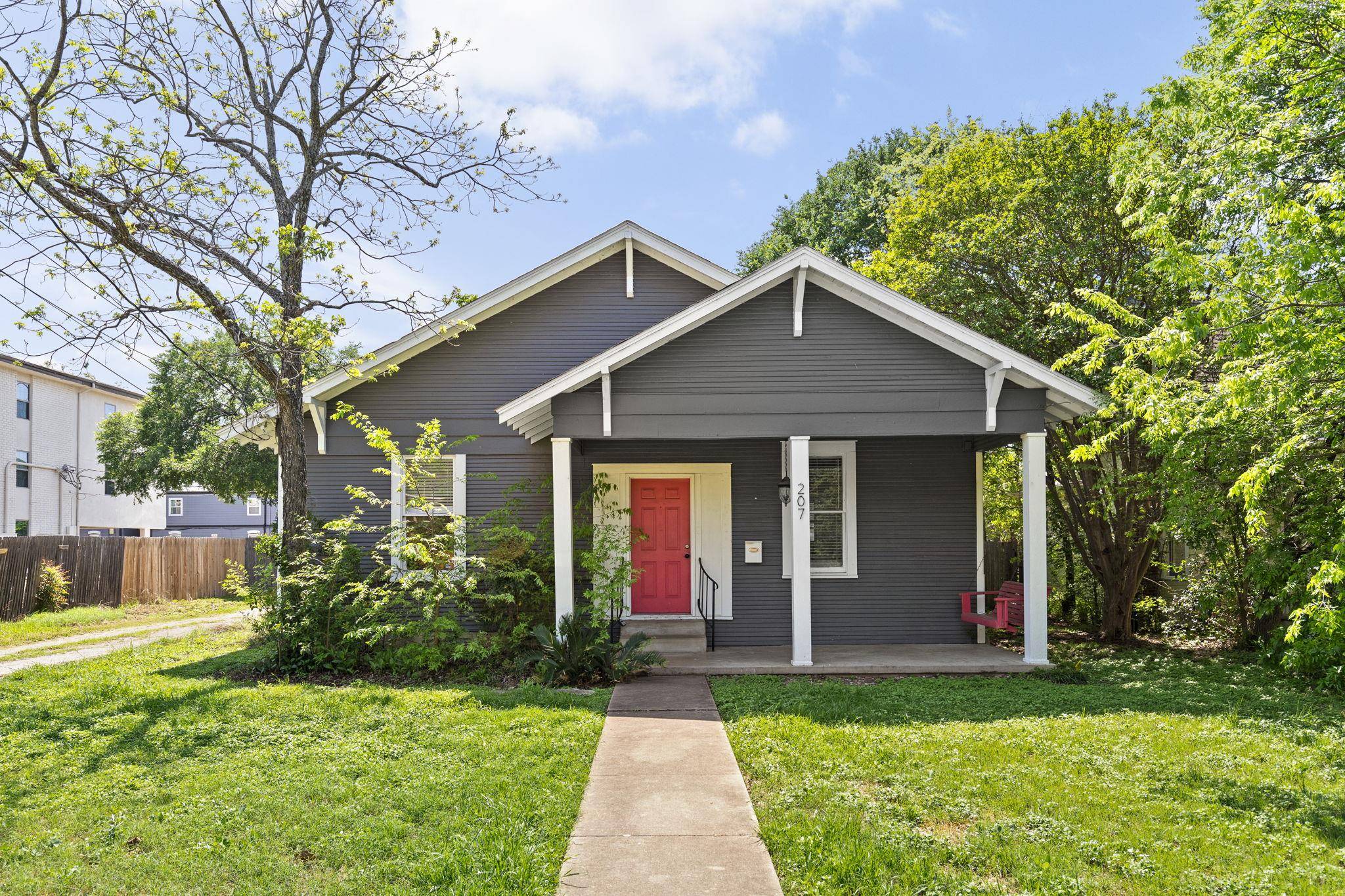 207 W 39th A, B, C ST, Austin, TX 78751