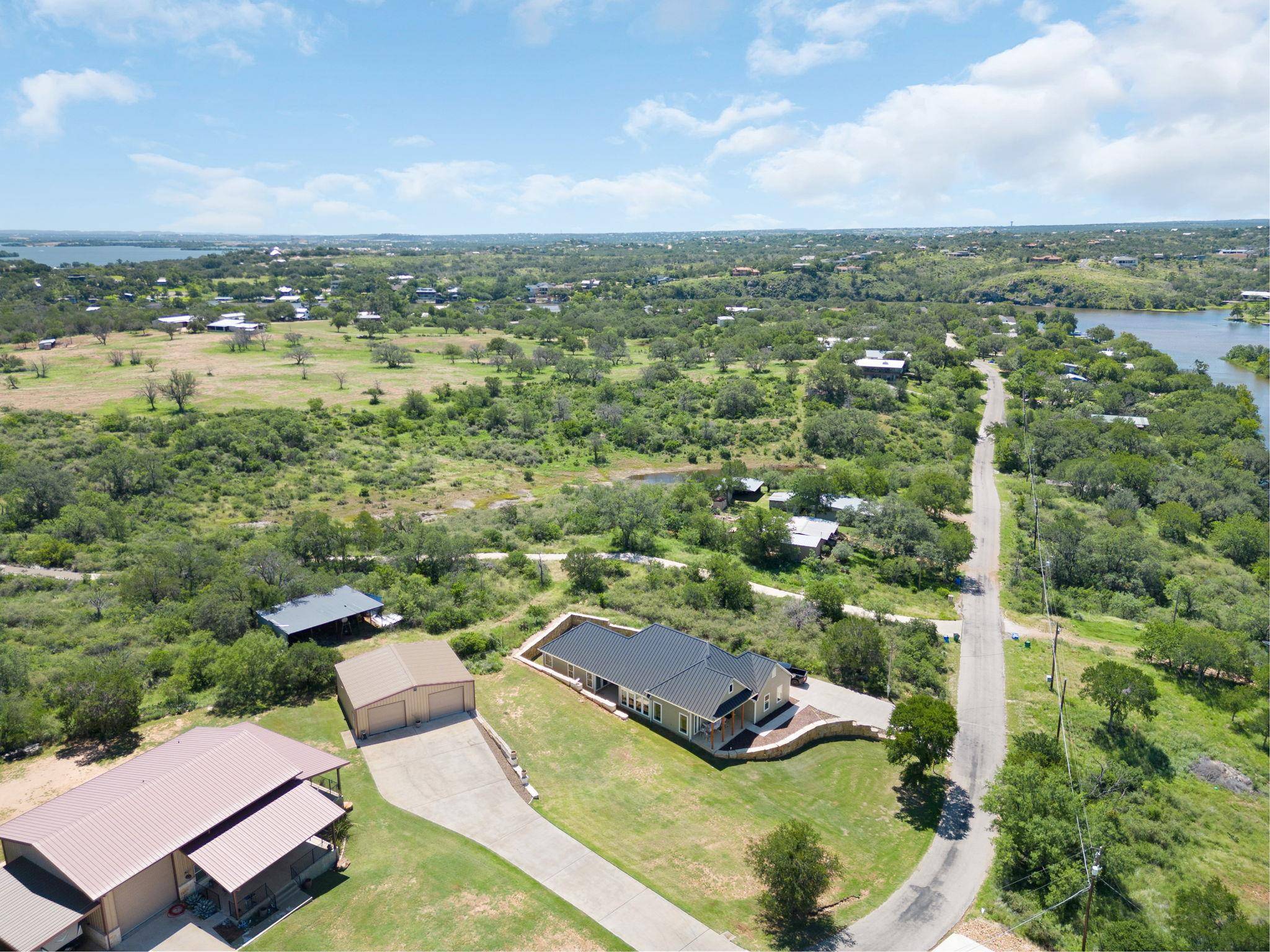Llano, TX 78643,908 Sandy Mountain DR
