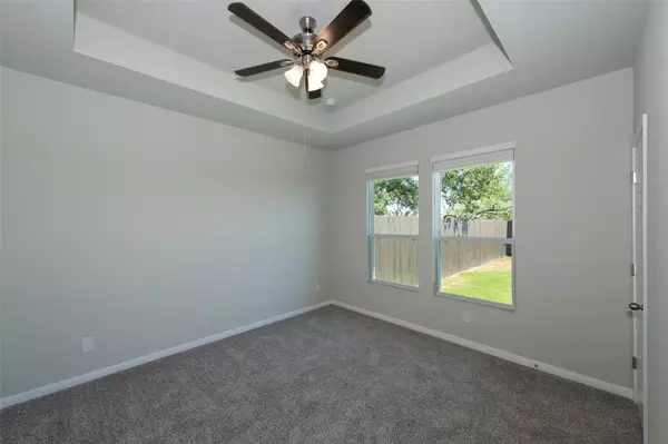 Buda, TX 78610,383 Cross Barn BLVD #B