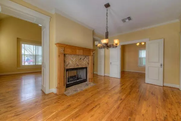 Austin, TX 78751,4527 Avenue B #A