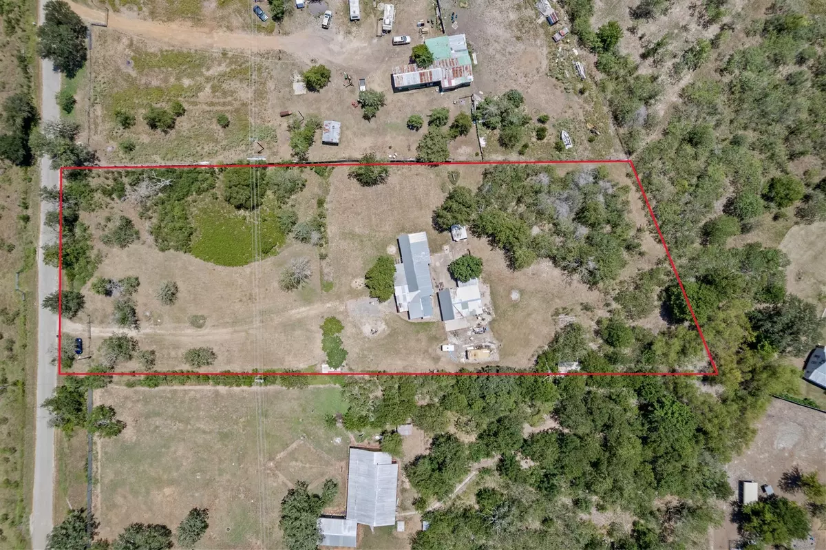Rosanky, TX 78953,147 Community Center RD