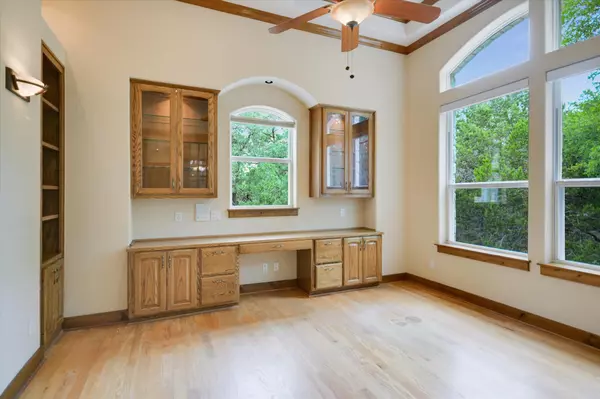 Buda, TX 78610,150 Story DR