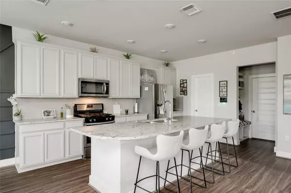 Austin, TX 78744,7502 Chesapeake Rail LN #154