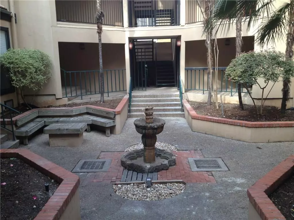 Austin, TX 78705,2110 RioGrande ST #302