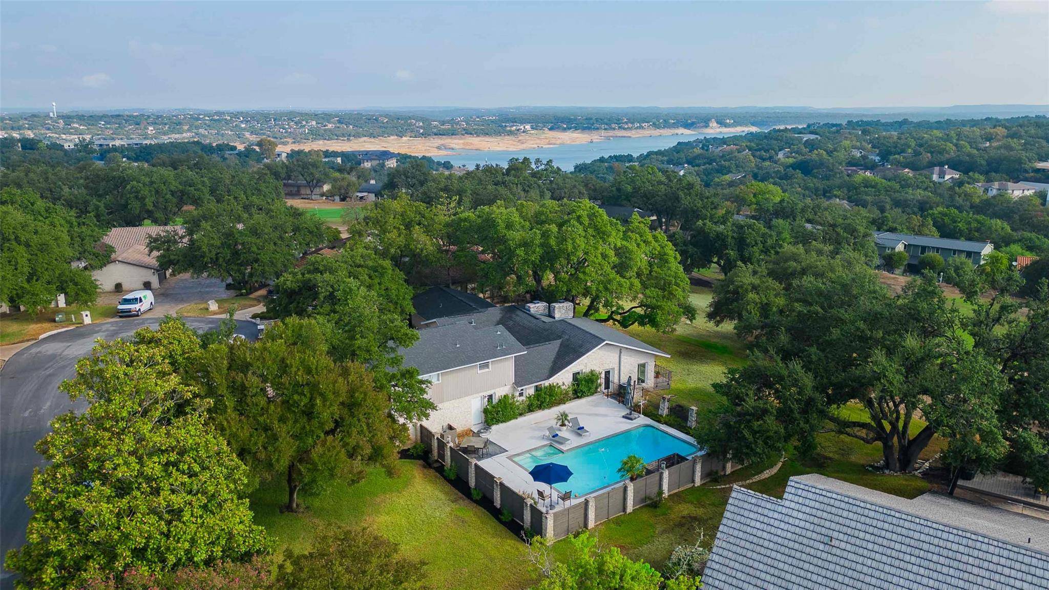 Lakeway, TX 78734,928 Porpoise ST
