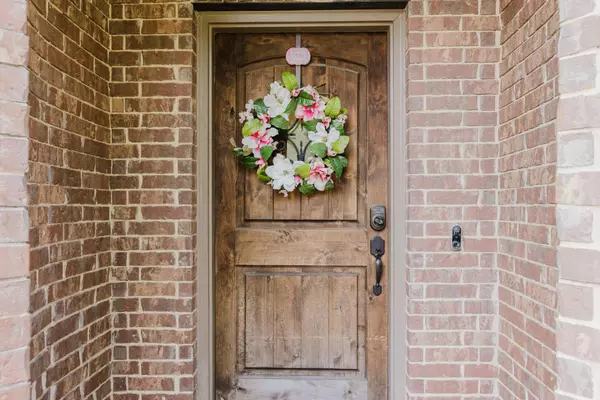 Hutto, TX 78634,210 Yukon CV