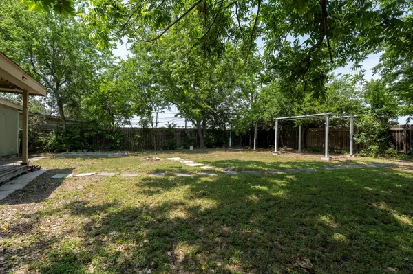 San Marcos, TX 78666,1203 Haynes ST