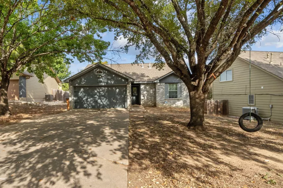 4904 Gnarled Oak CV, Austin, TX 78744