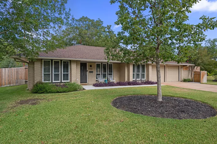 5900 N Hampton DR, Austin, TX 78723
