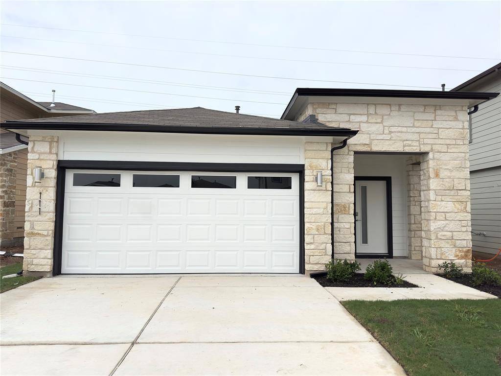 111 Gillingham ST, San Marcos, TX 78666