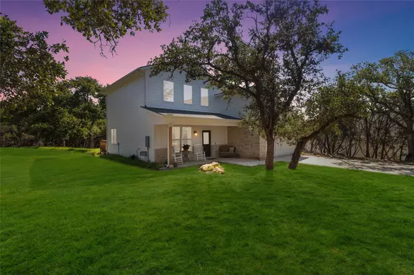 Wimberley, TX 78676,5 Hickory CT