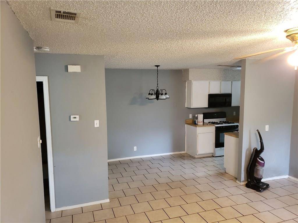 Austin, TX 78759,12007 Commonwealth WAY #B