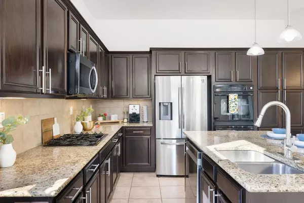 Austin, TX 78735,7313 Rimcrest CV