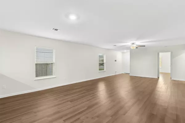 Elgin, TX 78621,16416 Farmhouse LN