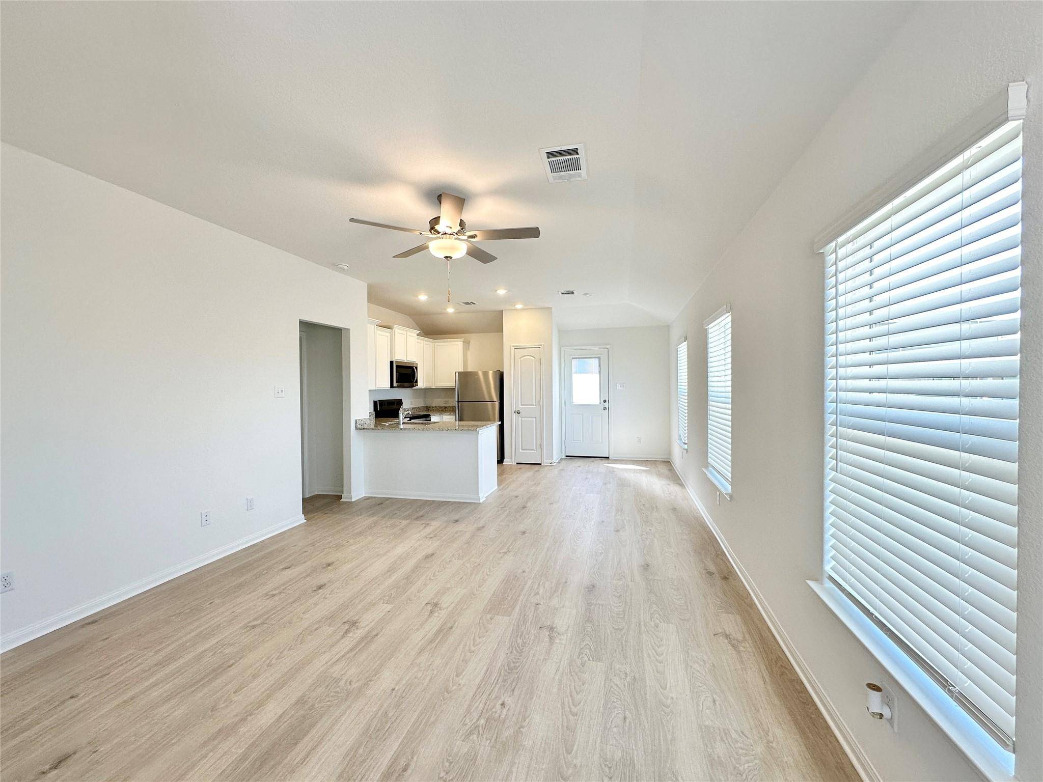 Jarrell, TX 76537,121 Paradise Canyon DR