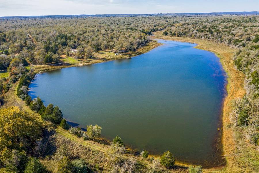 000 Lincoln Lake RD, Paige, TX 78659