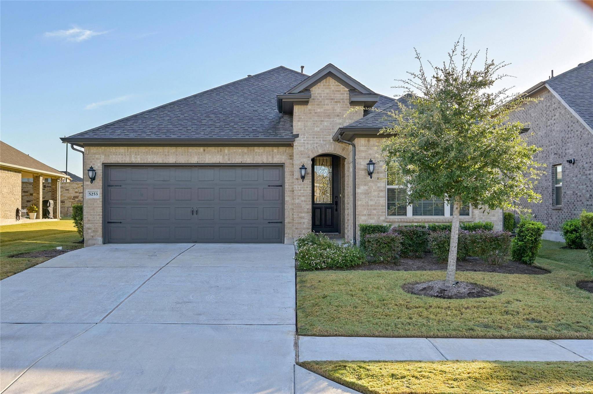 Round Rock, TX 78665,5253 Lusso TRL