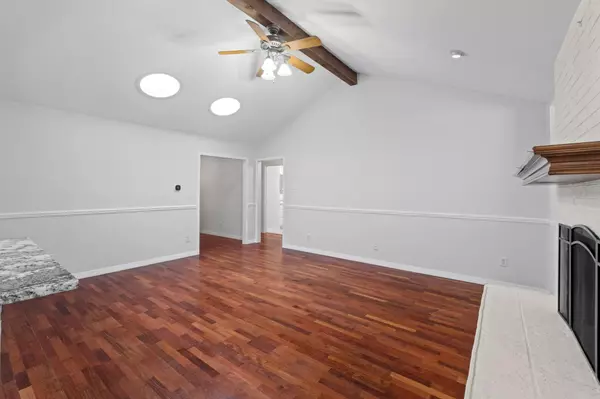 Georgetown, TX 78628,501 Meadowbrook DR