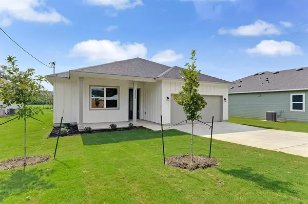 Marble Falls, TX 78654,1255 Pecan Valley DR