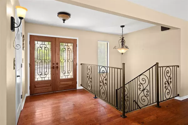 Lago Vista, TX 78645,21514 Mount View DR