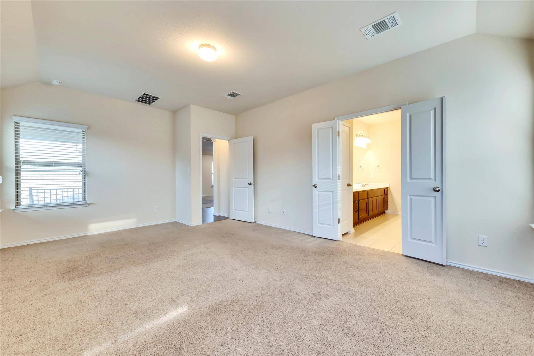 Pflugerville, TX 78660,724 Coltrane DR