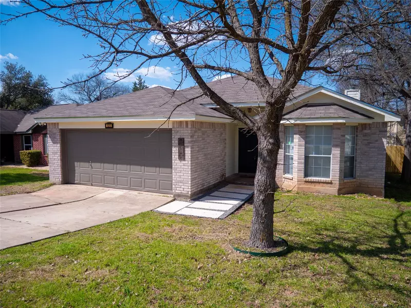121 Winecup PATH, Cedar Creek, TX 78612