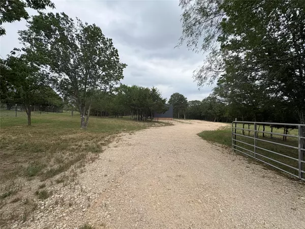 Lockhart, TX 78644,694 Brite RD