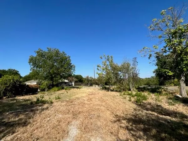 Taylor, TX 76574,708 Maple ST