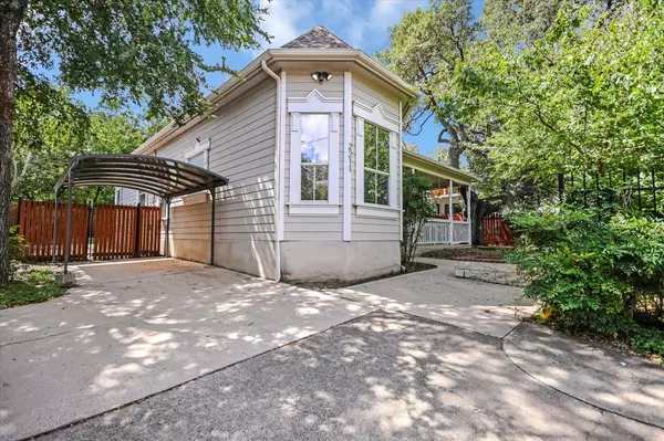 Austin, TX 78704,2211 Wilson ST