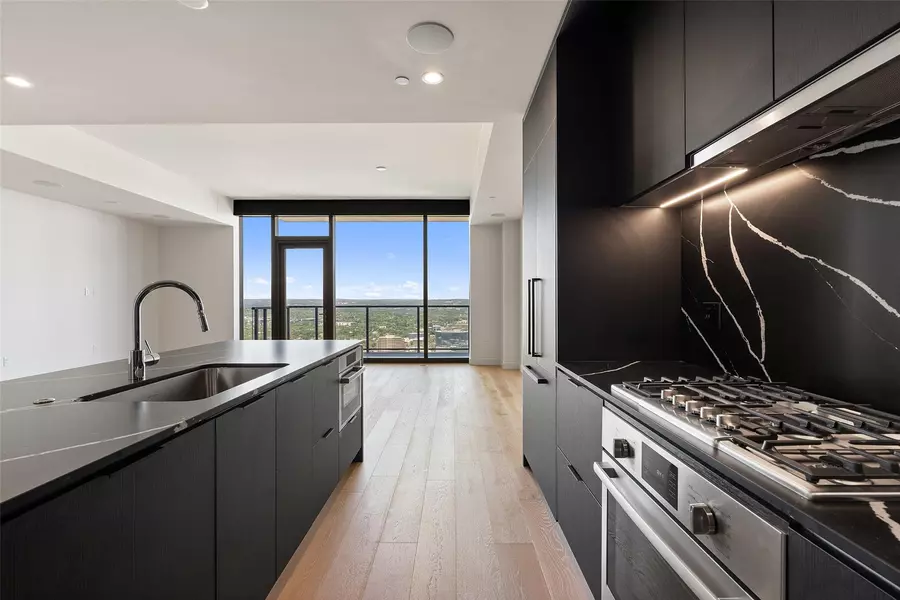 44 East Ave #4302, Austin, TX 78701