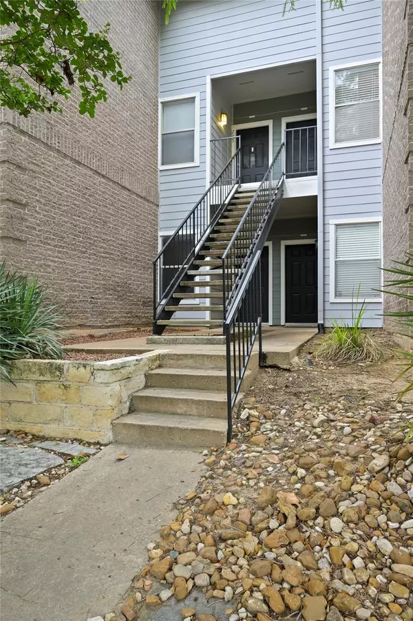 Austin, TX 78758,12166 Metric BLVD #246