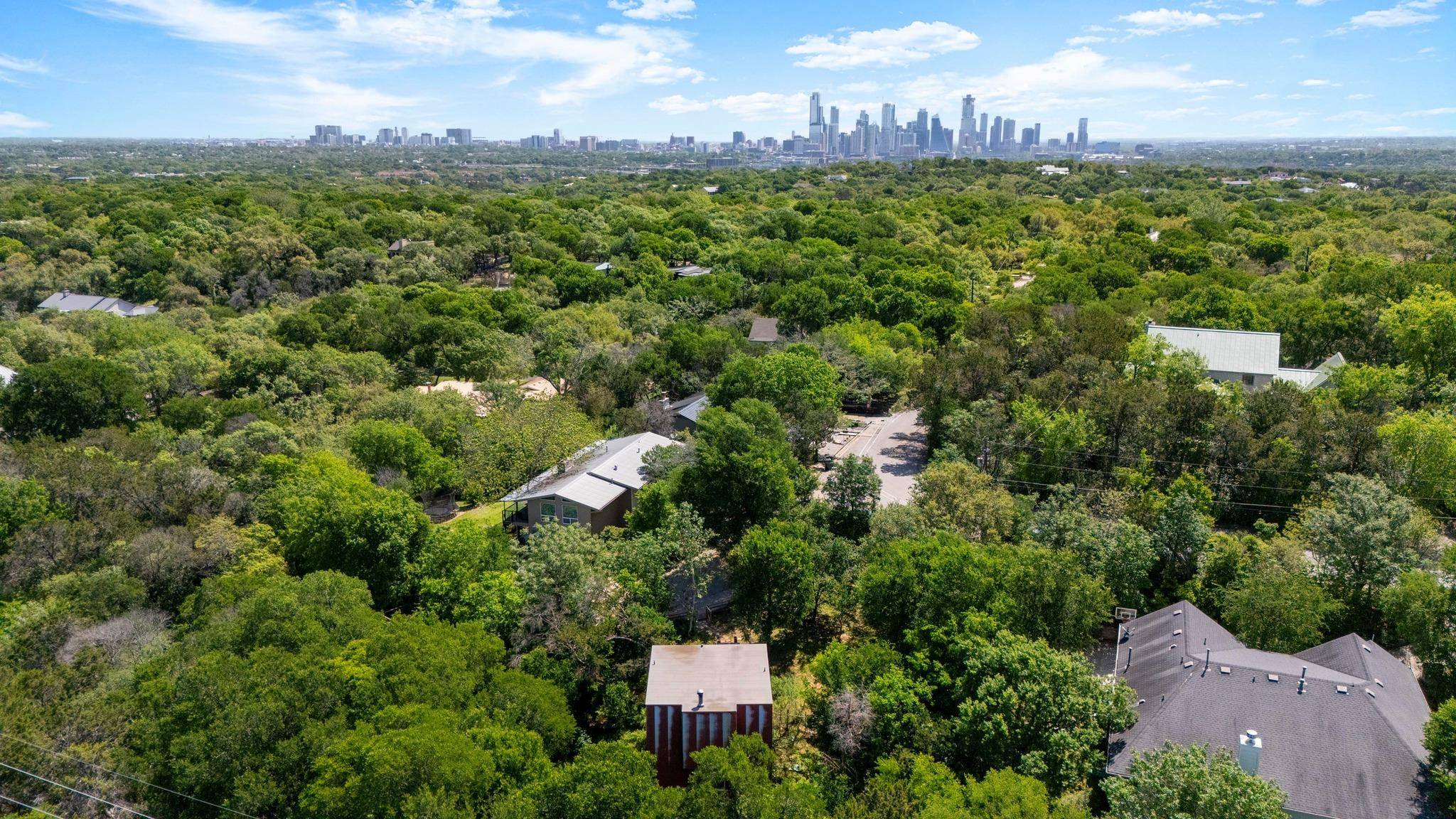 20 N Peak RD, West Lake Hills, TX 78746