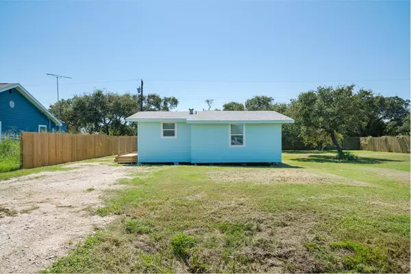 Rockport, TX 78382,248 Post Oak LN