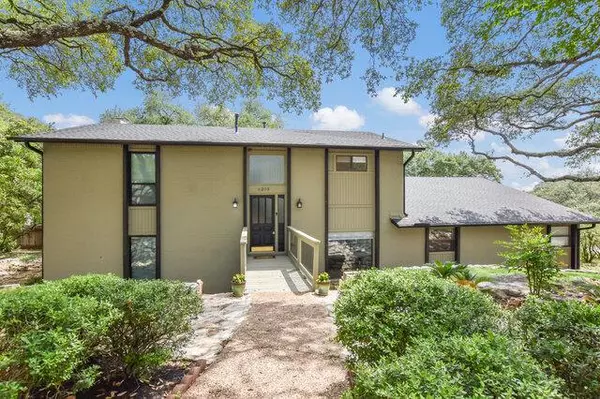 Austin, TX 78746,6203 Olympic Overlook DR