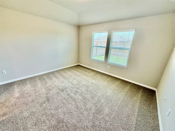 Del Valle, TX 78617,4900 Hazelnut LN