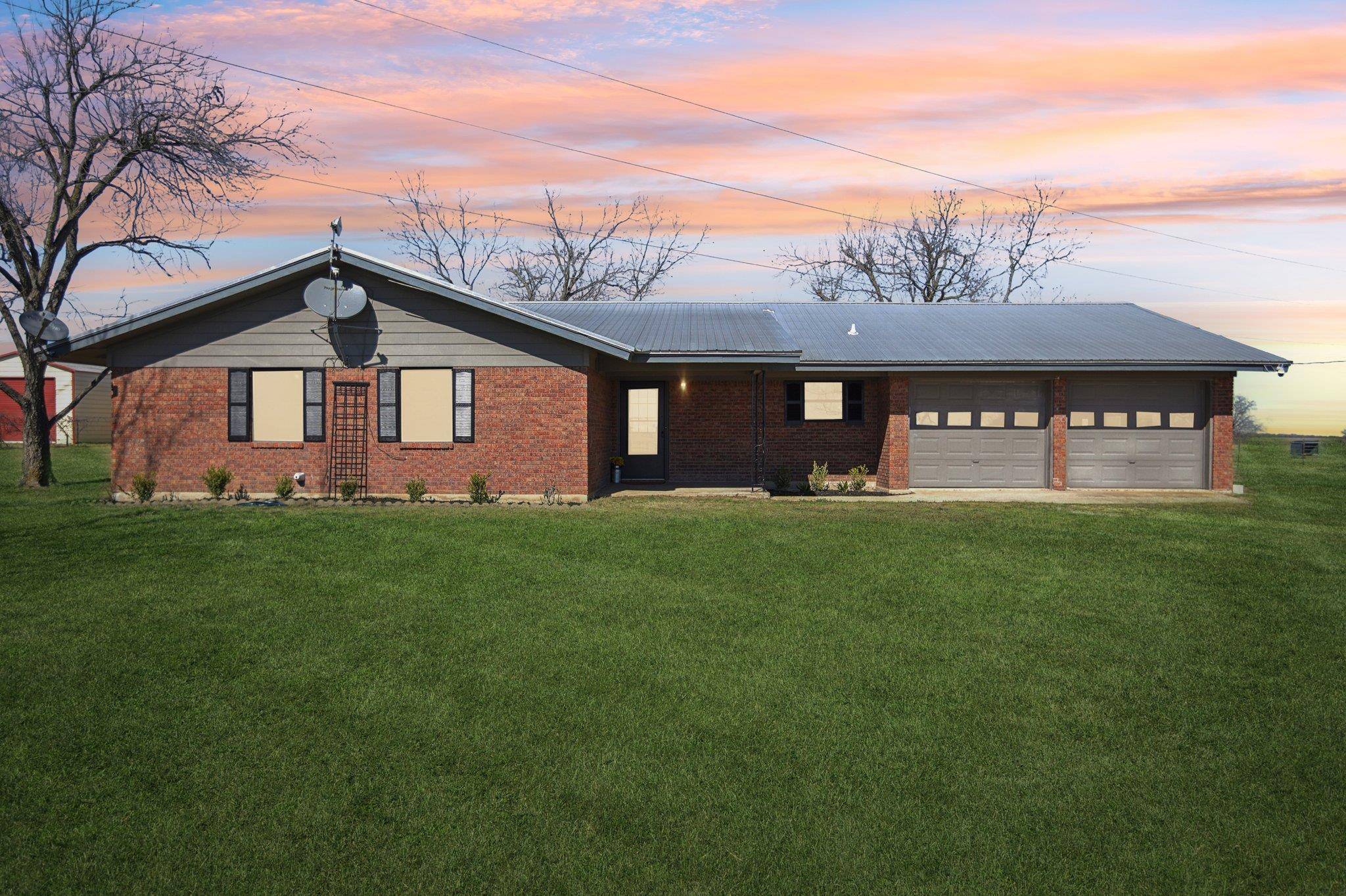 Thrall, TX 76578,600 Private Road 926 RD