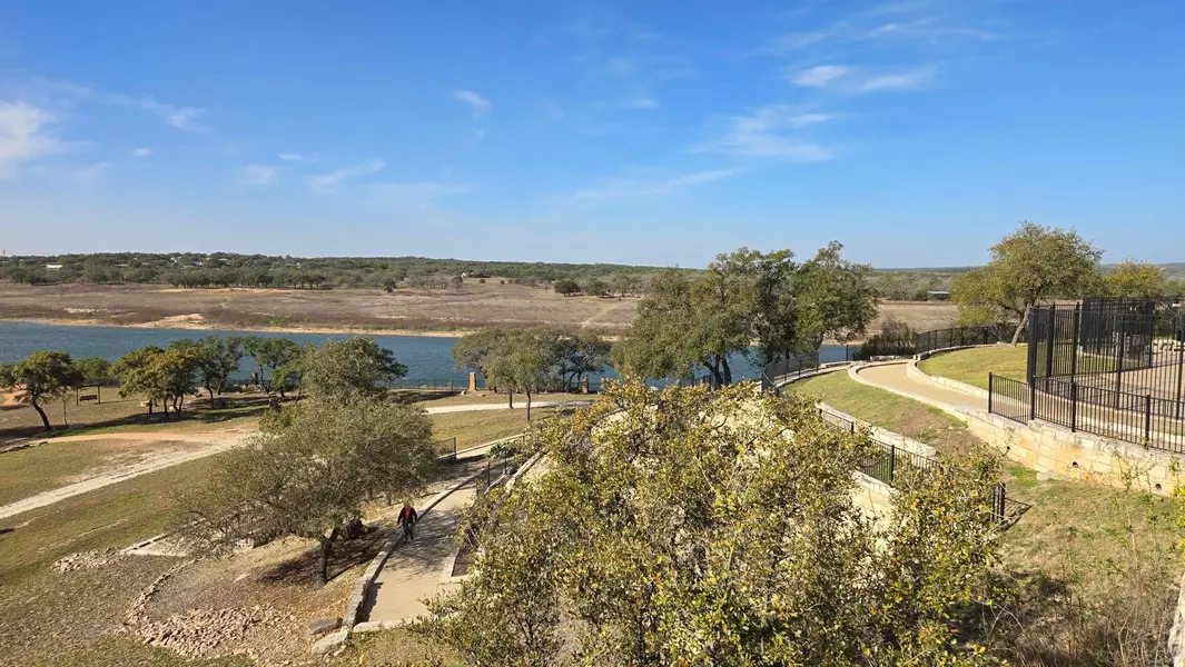 7600 Tessera PKWY, Lago Vista, TX 78645