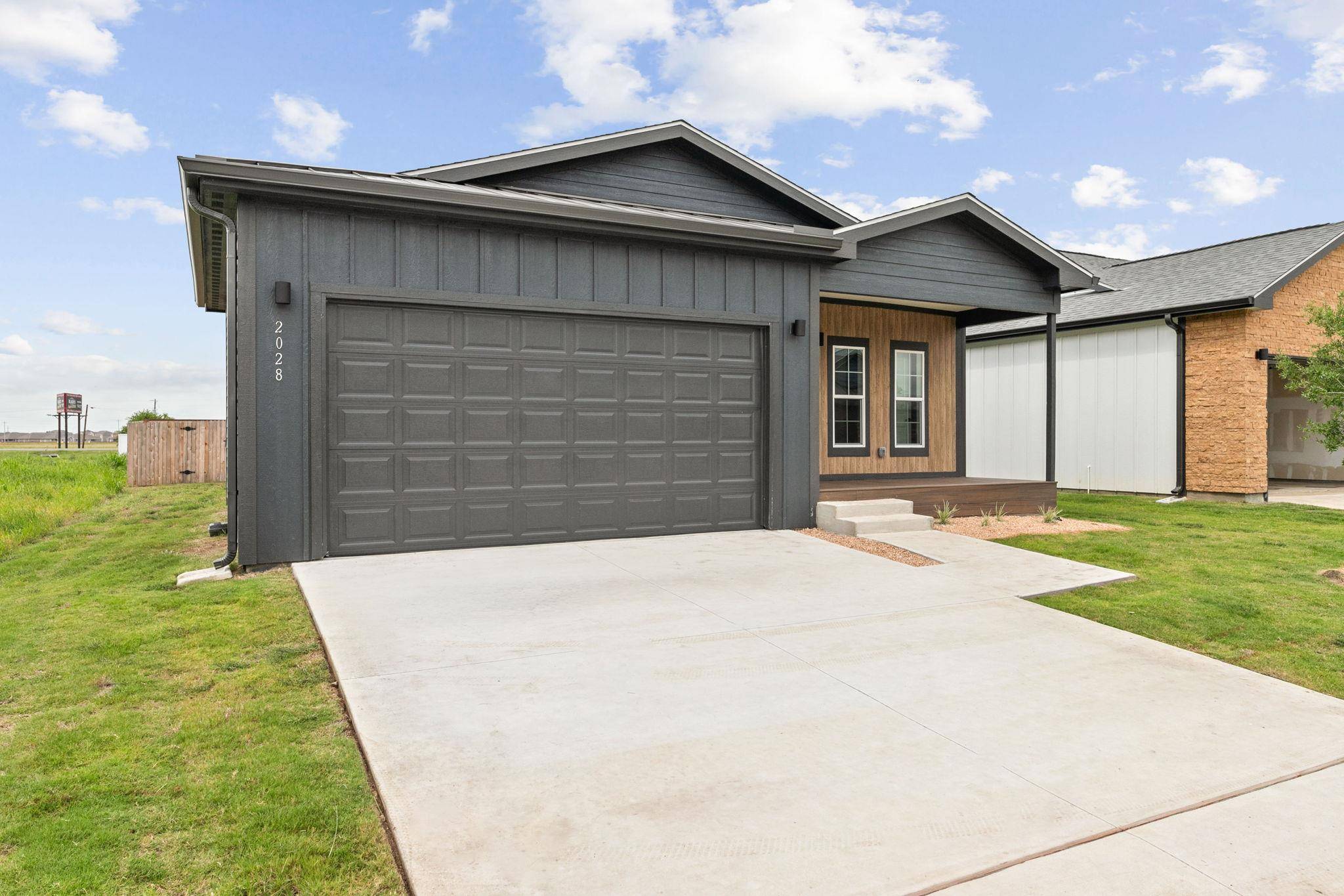 Lockhart, TX 78644,2028 Applewood DR